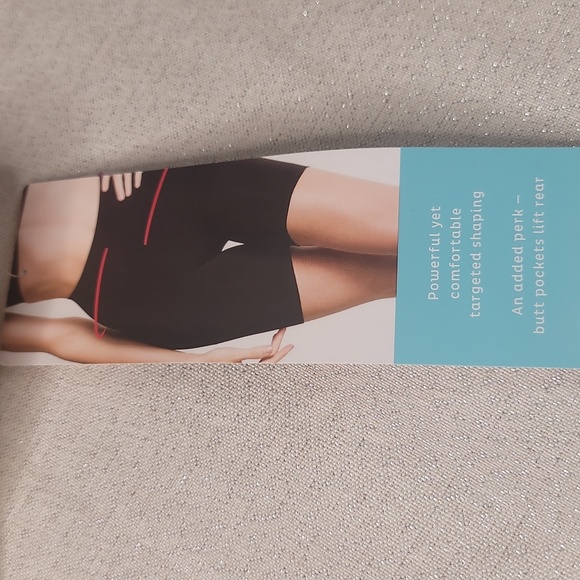 ASSETS by SPANX Intimates Shaper Elegant wear Career Office wear - Picture 13 of 13